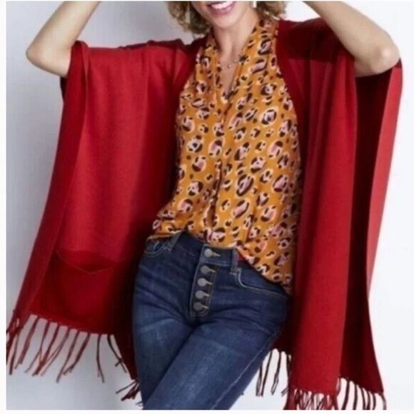 Cabi Fringe Poncho Poinsettia Red M/L - Picture 1 of 13